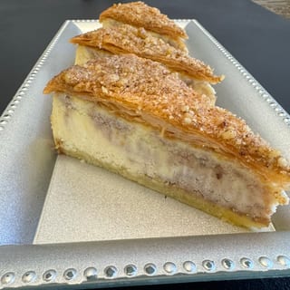 Greek Baklava Cheesecake w/ Walnuts